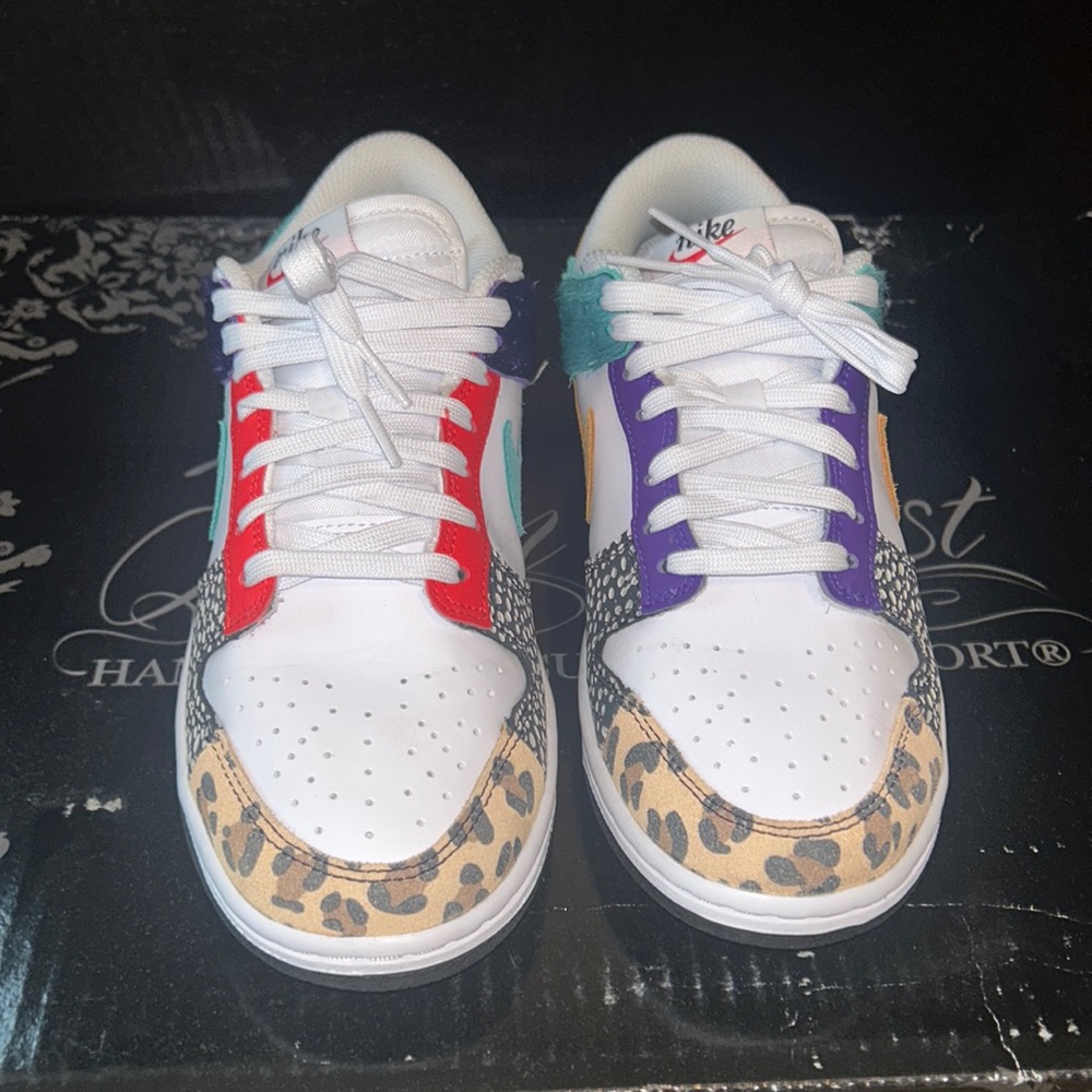 Safari mix women’s dunks